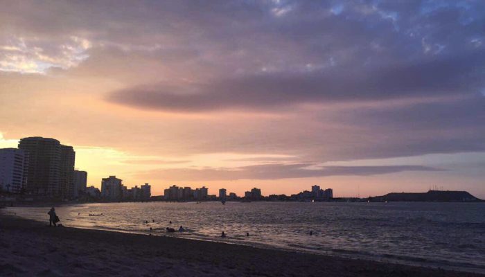 Sunset - San Lorenzo por Gabriela Sánchez